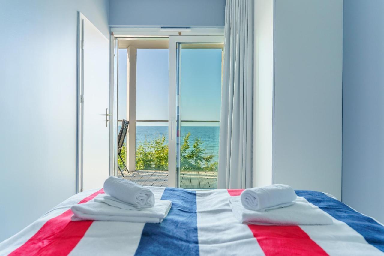Apartament Kapitanski Z Widokiem Na Morze 4 Pietro - By Perlowa Przystan Rent Sianozety Luaran gambar
